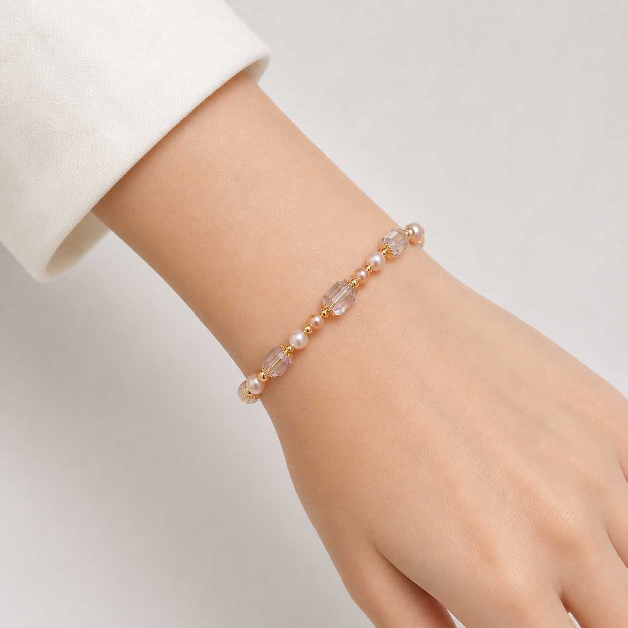 gold pearl crystal beaded bracelet elegant minimal