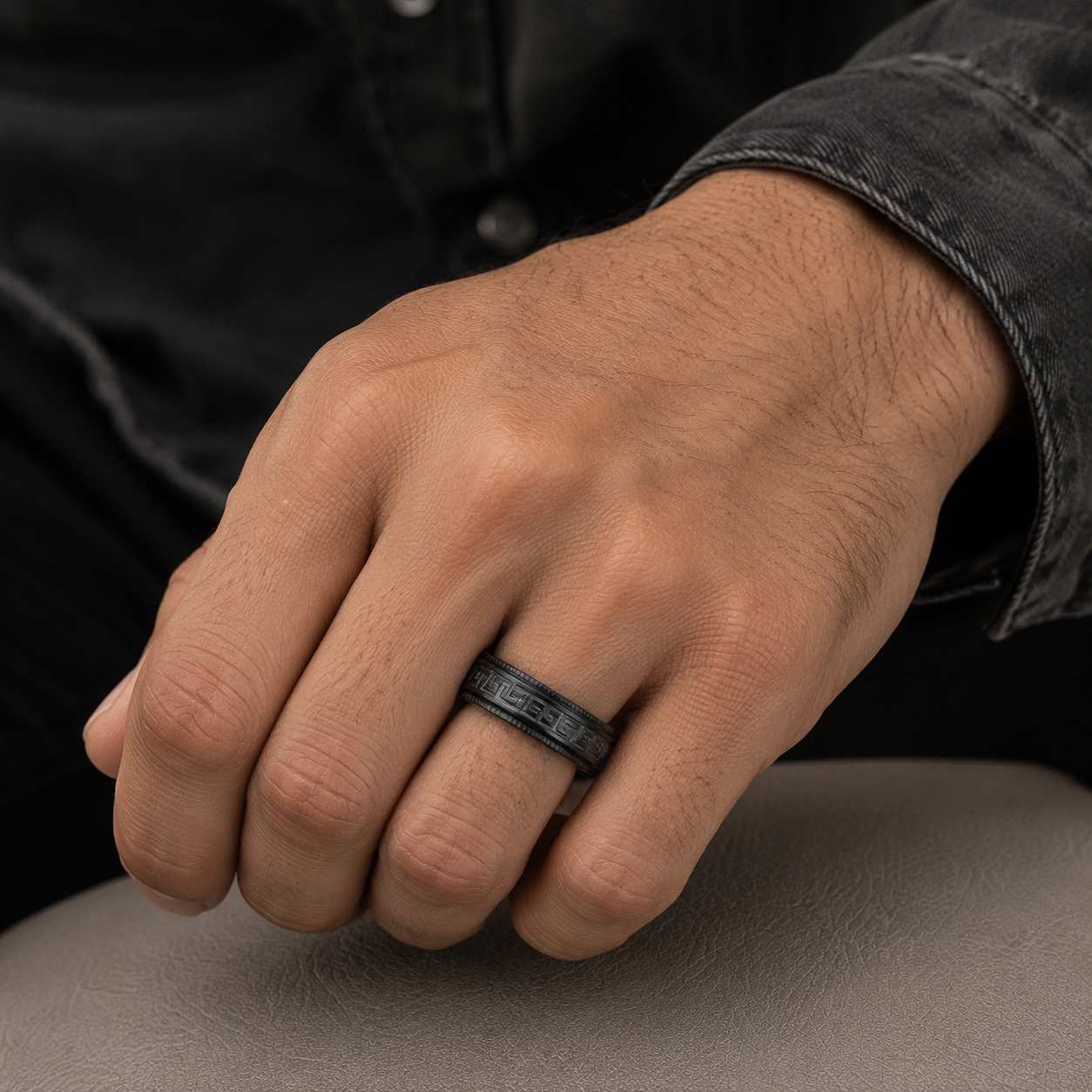 black engraved men’s ring geometric pattern band
