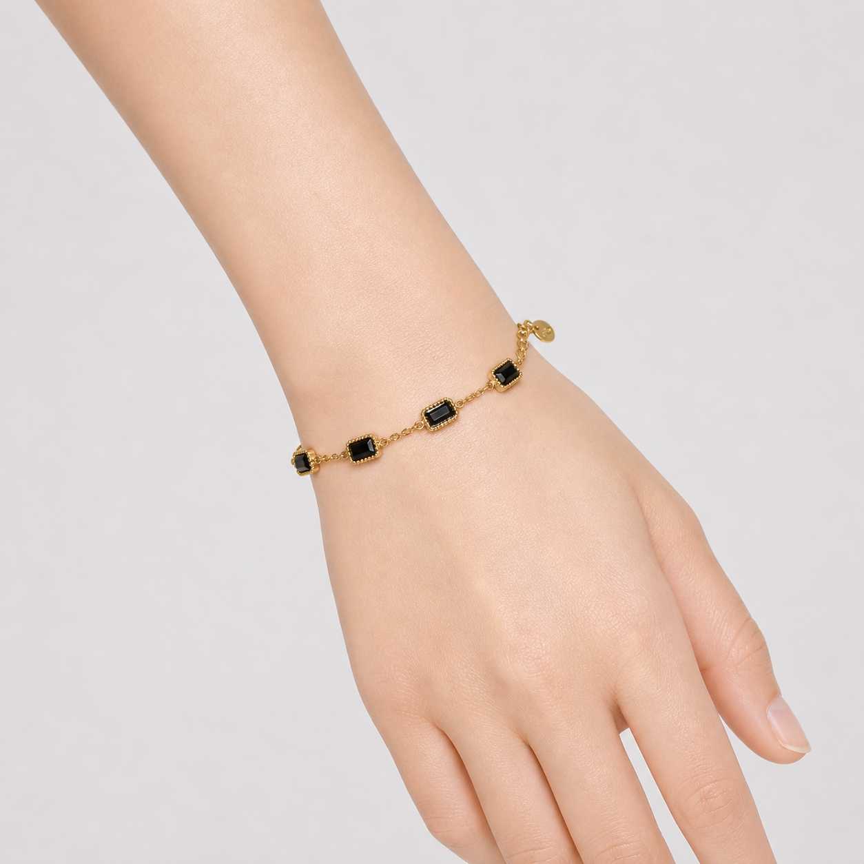 gold black stone chain bracelet minimal elegant