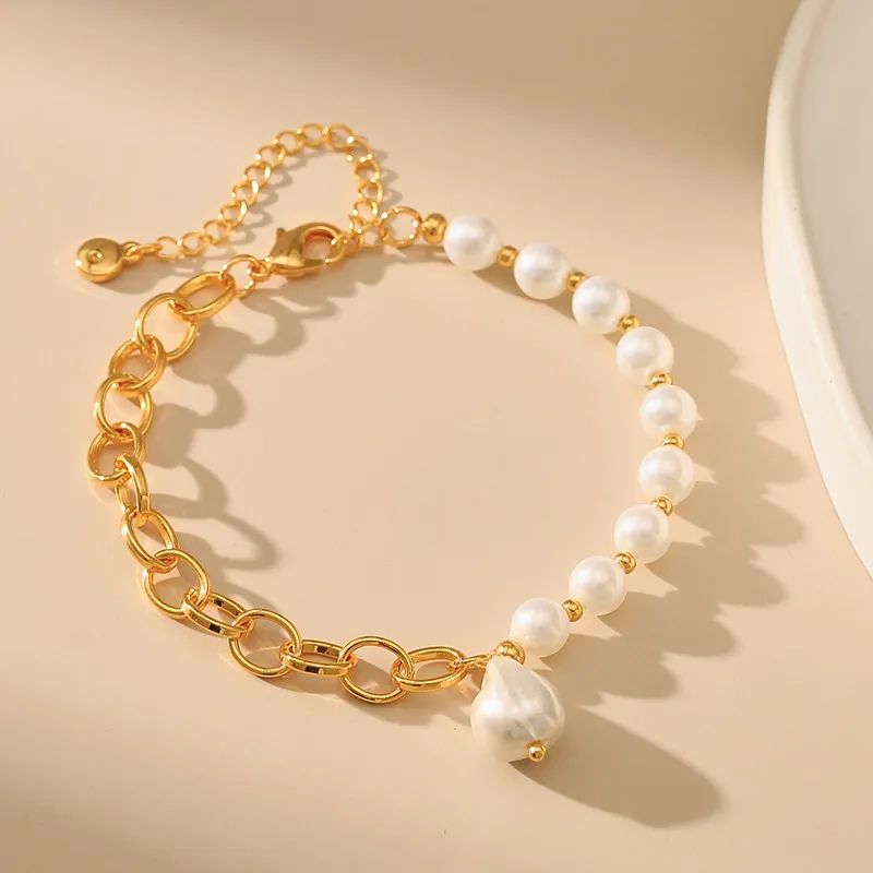 18k gold plated Pearl and gold chain bracelet